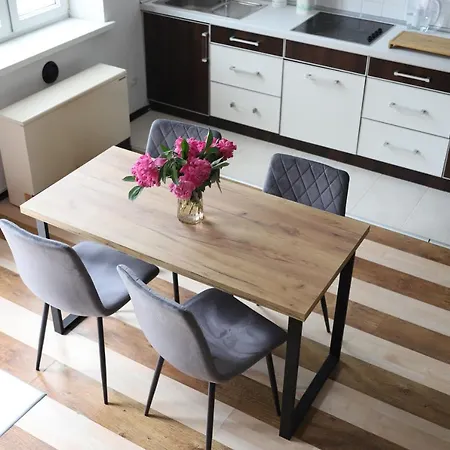 Na Placu Wolnica Centrum Kazimierza *